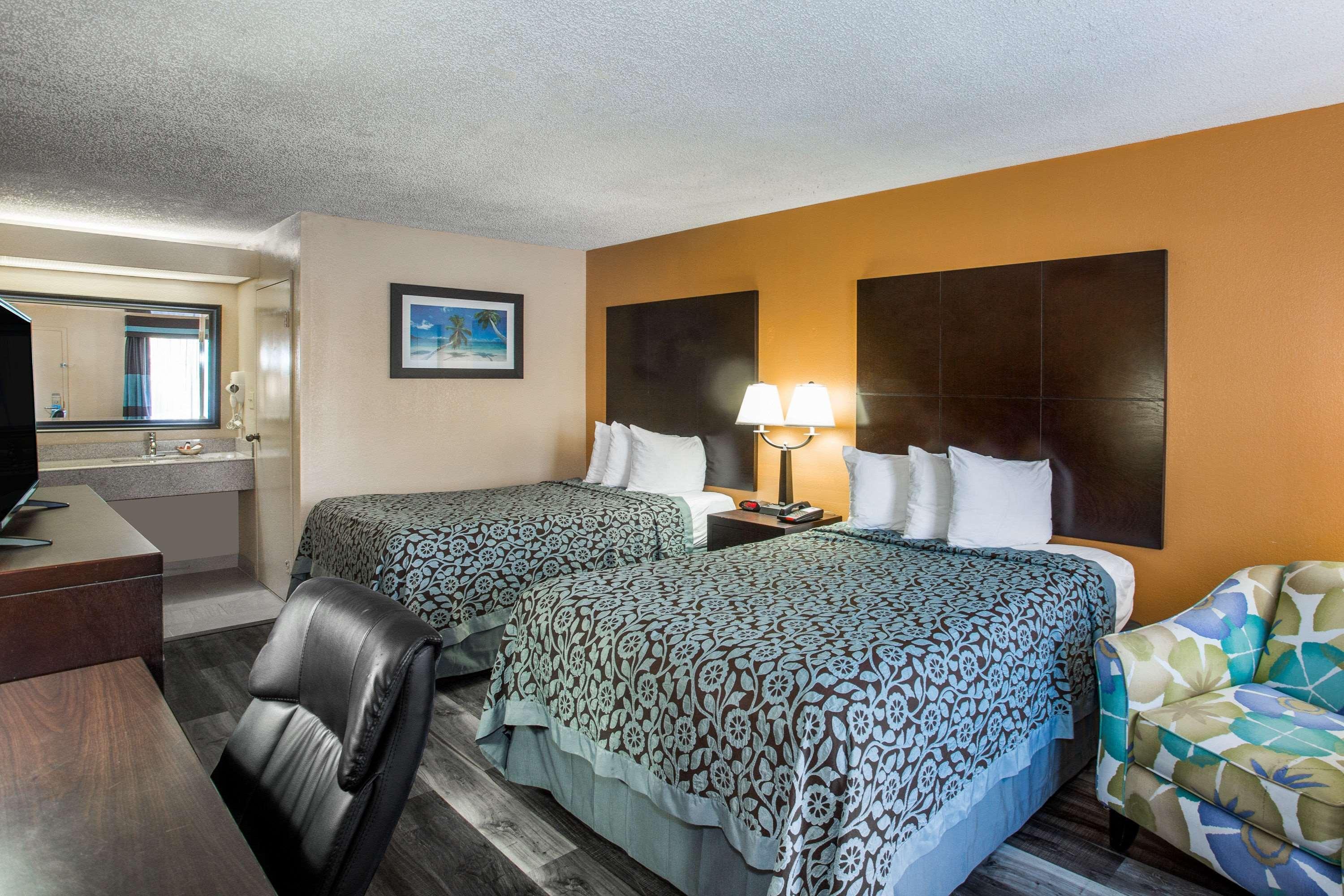 Days Inn By Wyndham Sarasota Bay Exteriér fotografie