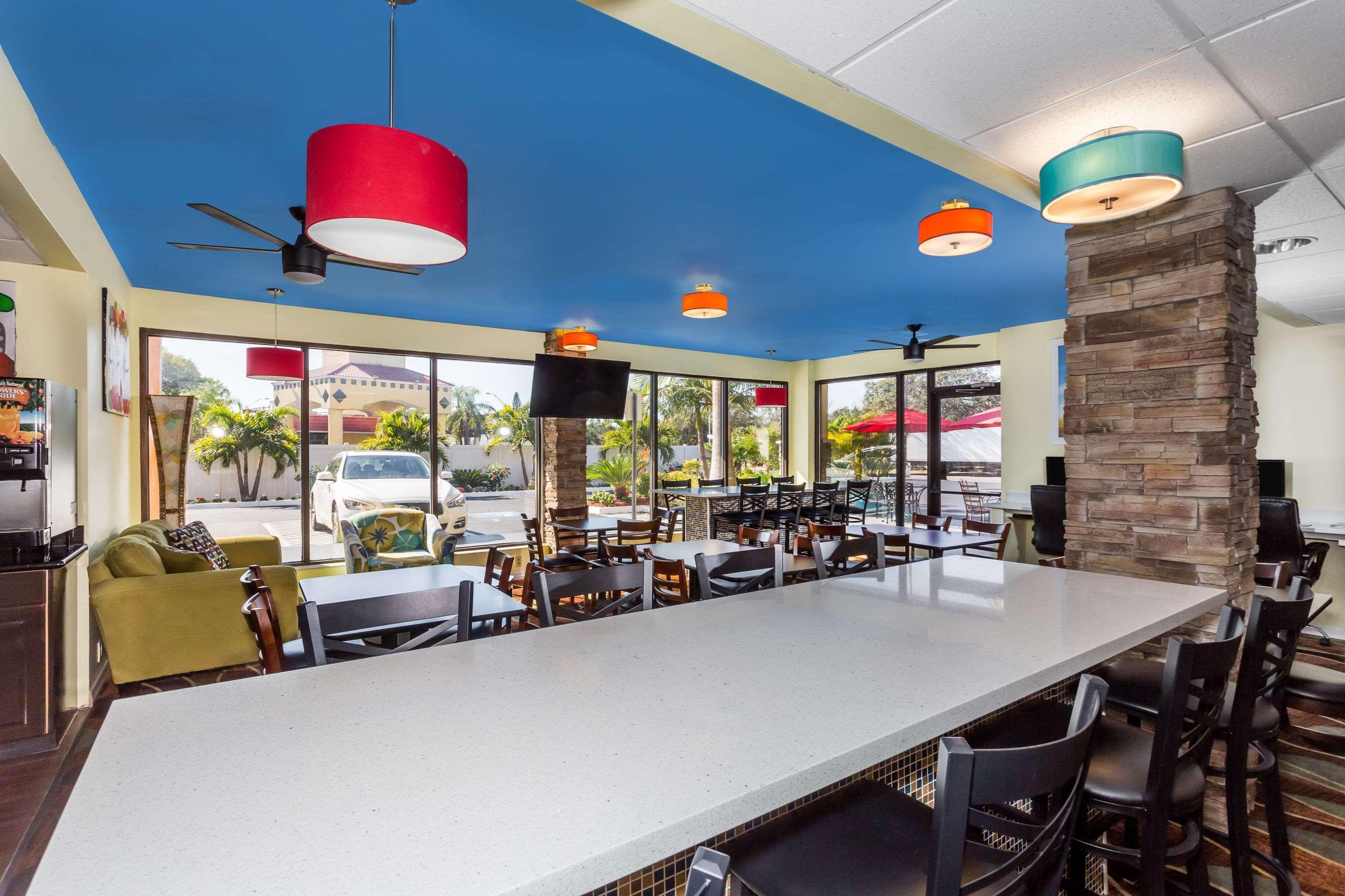 Days Inn By Wyndham Sarasota Bay Exteriér fotografie