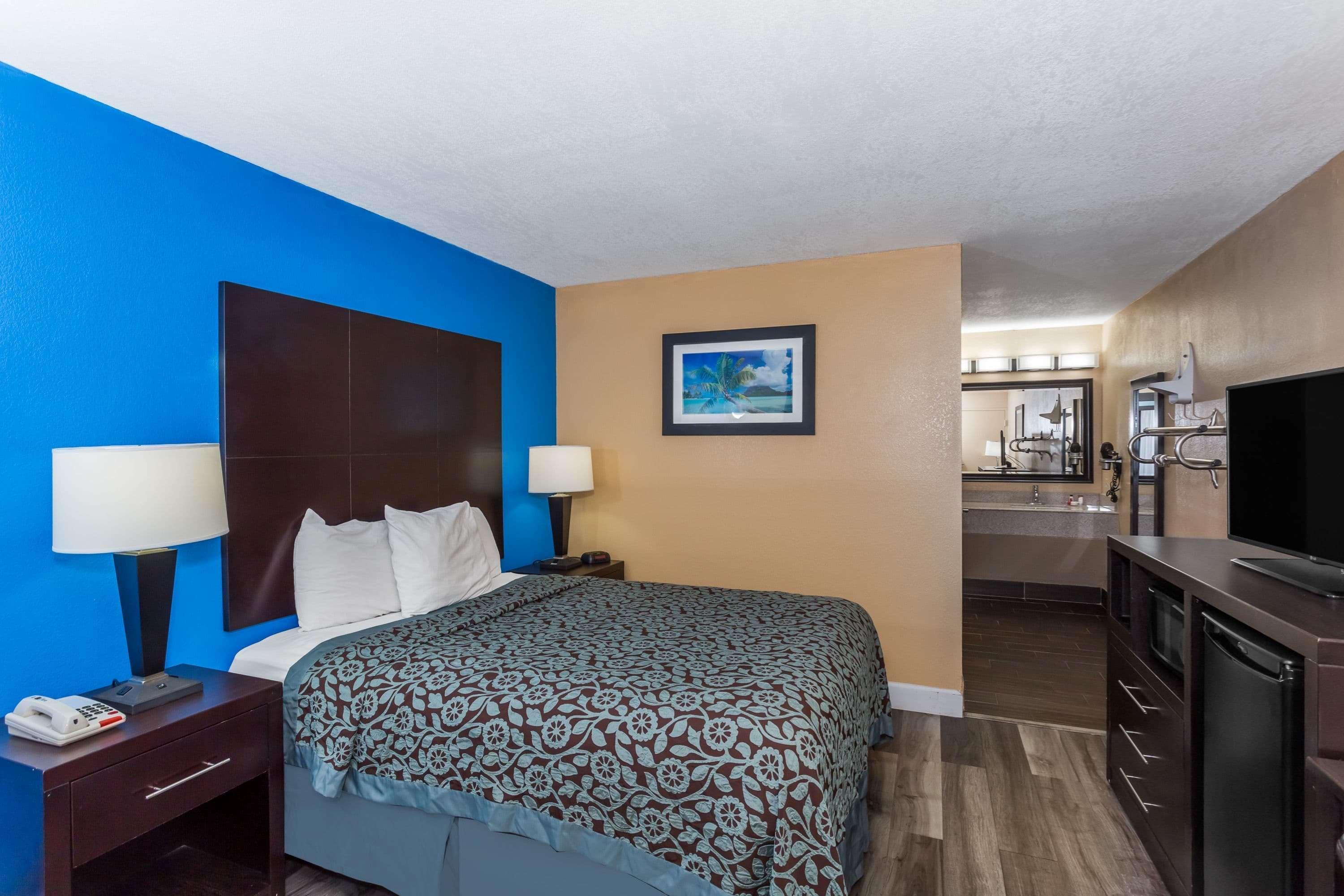 Days Inn By Wyndham Sarasota Bay Exteriér fotografie