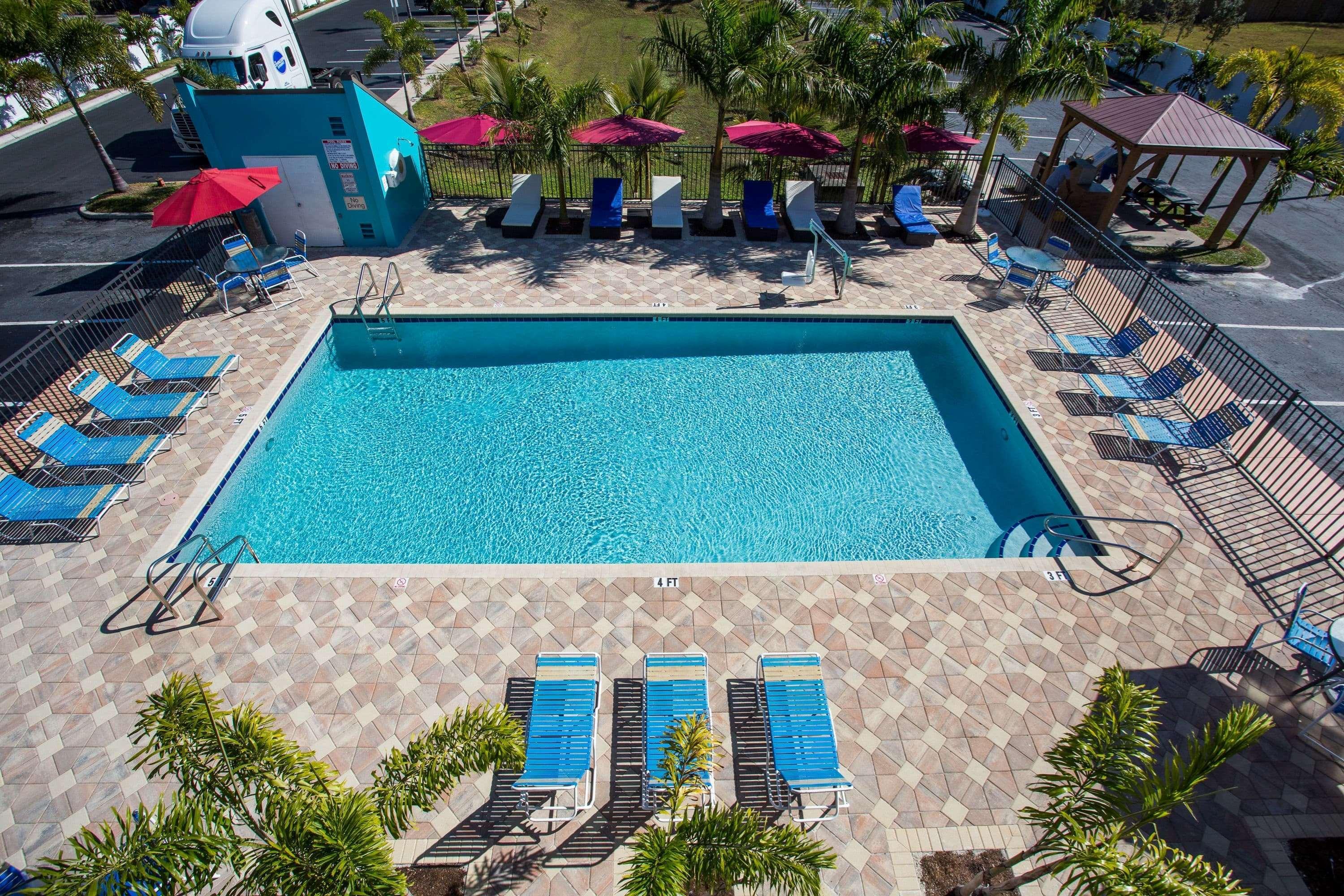 Days Inn By Wyndham Sarasota Bay Exteriér fotografie