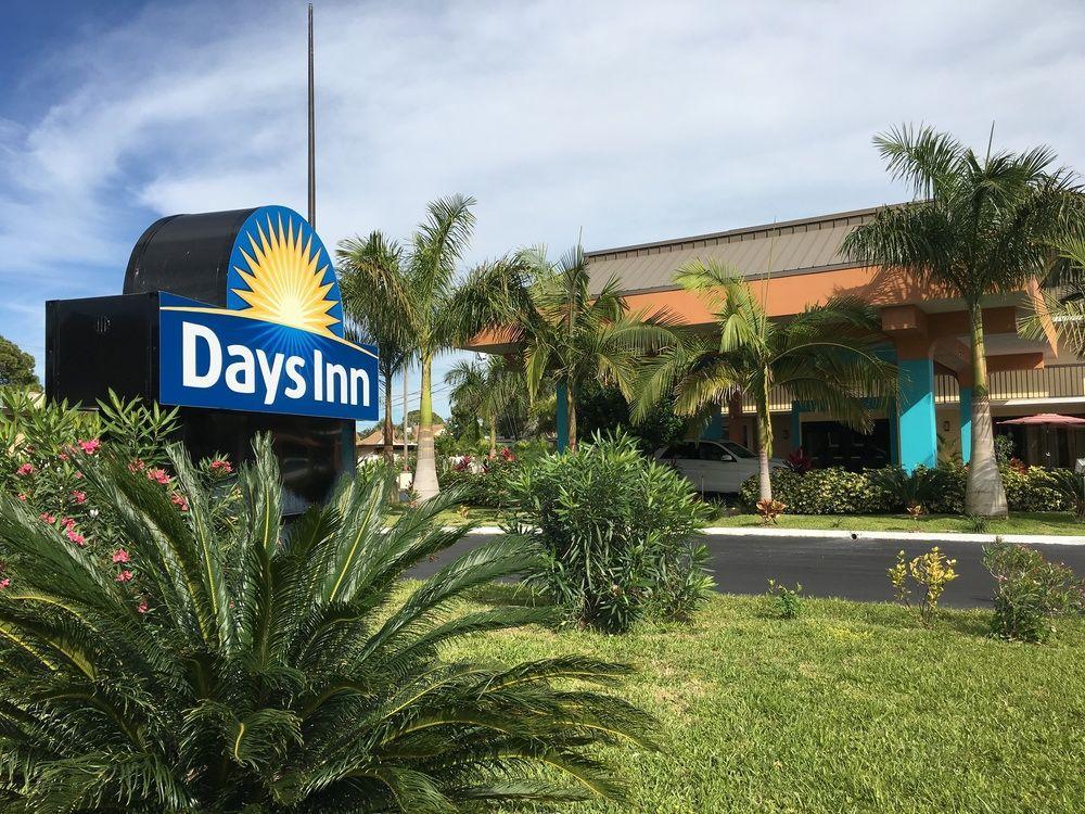 Days Inn By Wyndham Sarasota Bay Exteriér fotografie