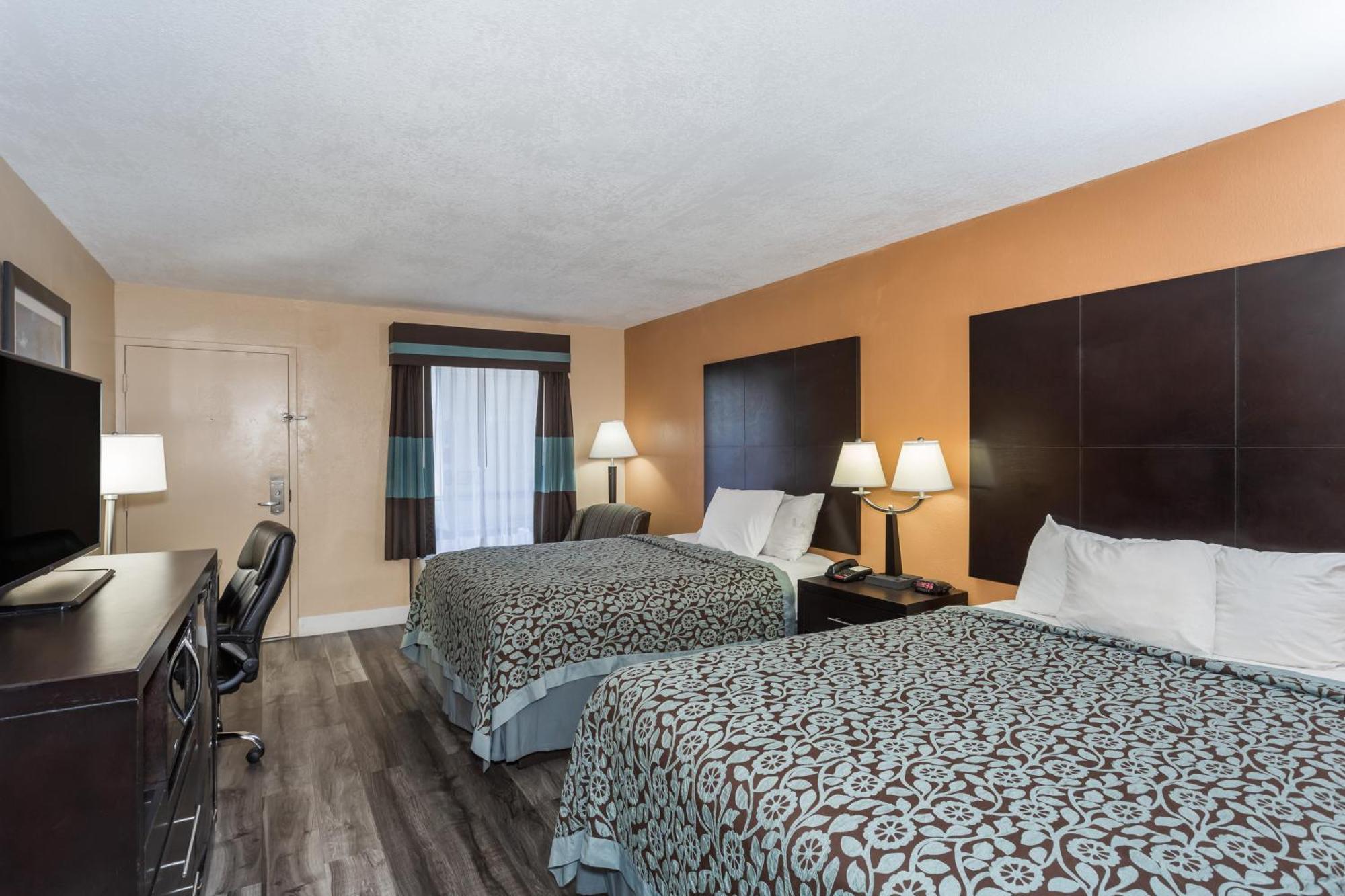 Days Inn By Wyndham Sarasota Bay Exteriér fotografie