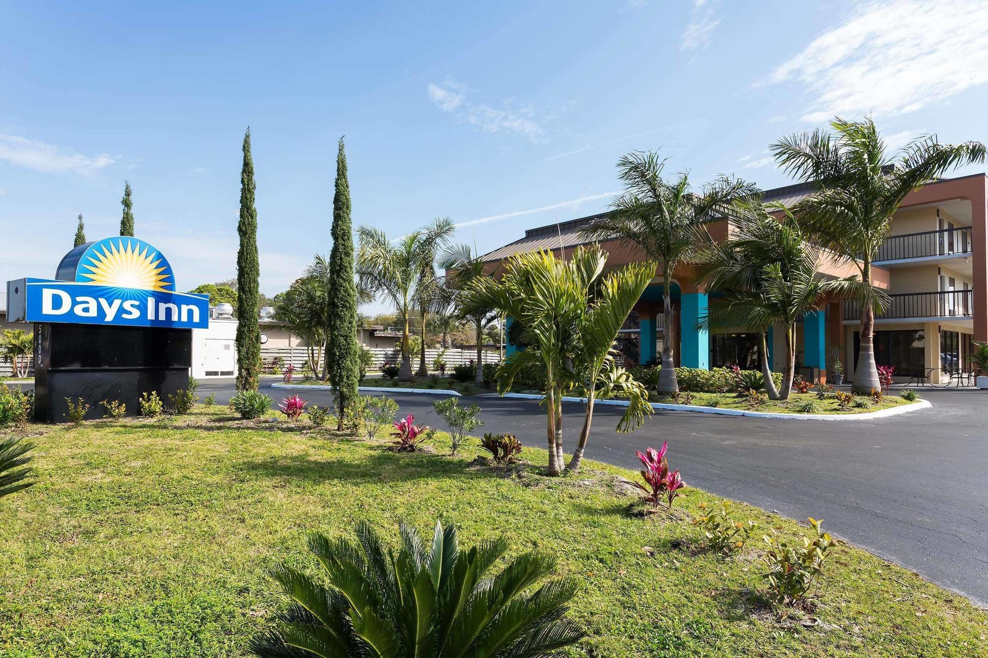 Days Inn By Wyndham Sarasota Bay Exteriér fotografie